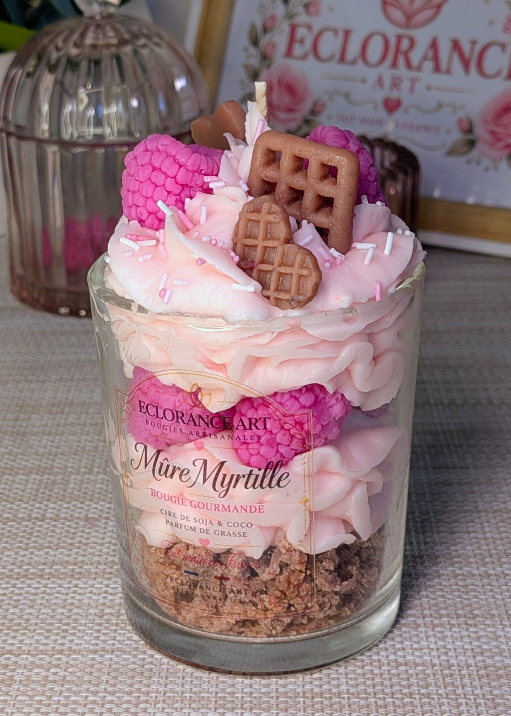 Bougie gourmande parfumée – Framboise & gaufre fait main