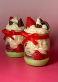Bougie gourmande parfumée – Dessert fraise – Cadeau original fait main