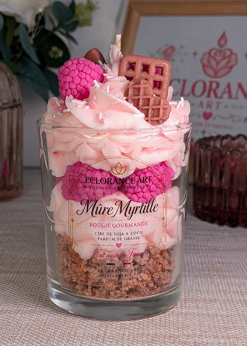 Bougie gourmande parfumée – Framboise & gaufre fait main