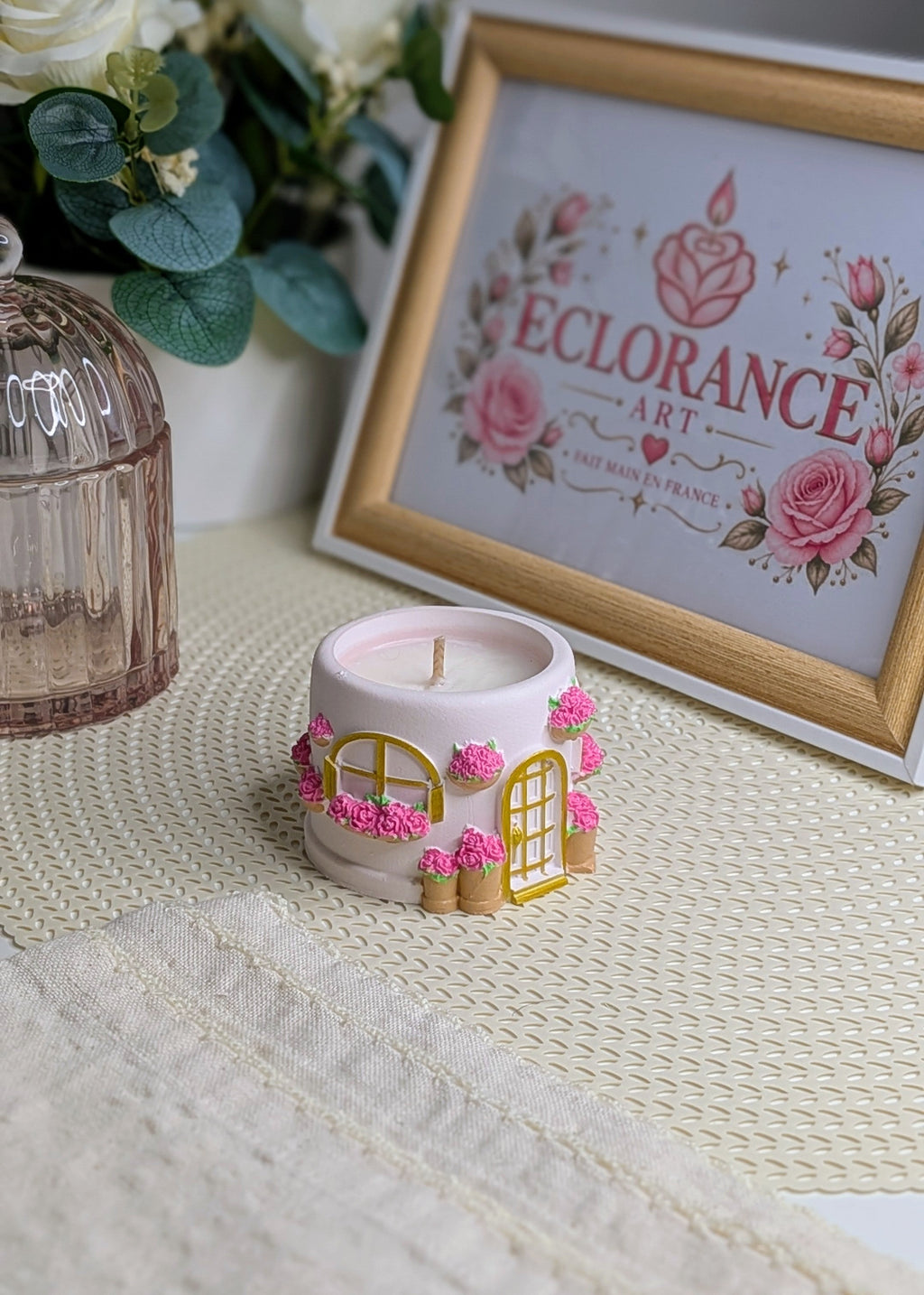 Bougie maison fleurie parfumée – Cire de soja & coco